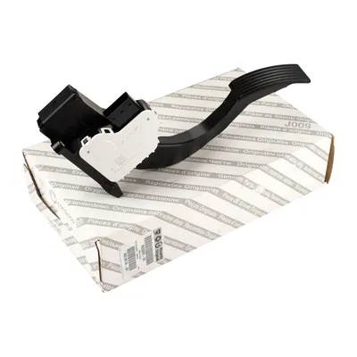 Accelerator pedal, pedal linkage