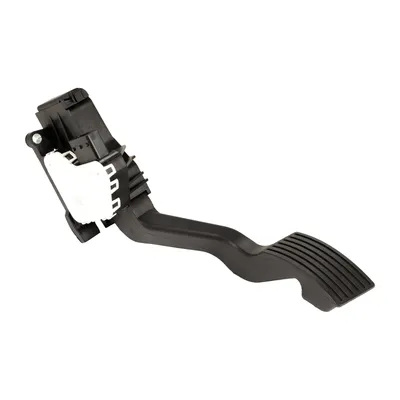 Accelerator pedal set