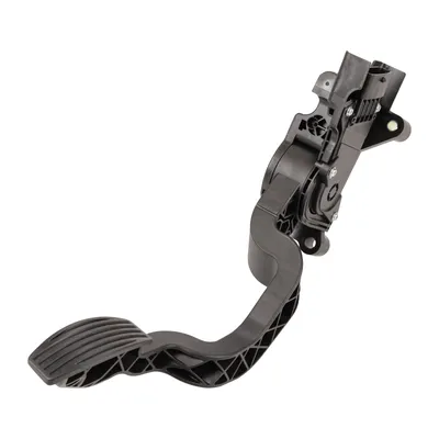 Accelerator pedal set