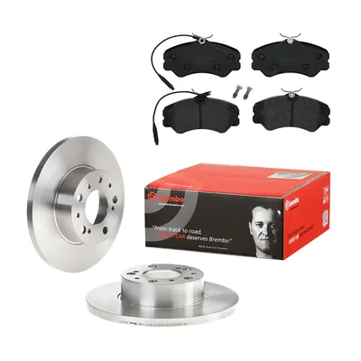 Brake disc set with brake pads front