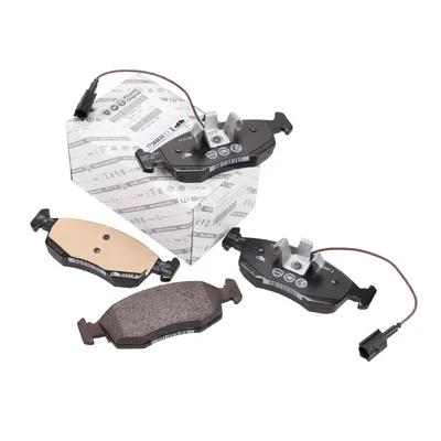 Front brake pads (OE 77366538)