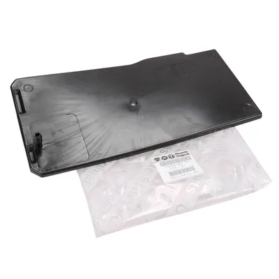 Battery retaining plate insert