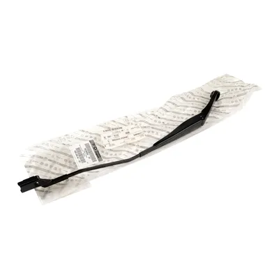Rear wiper arm