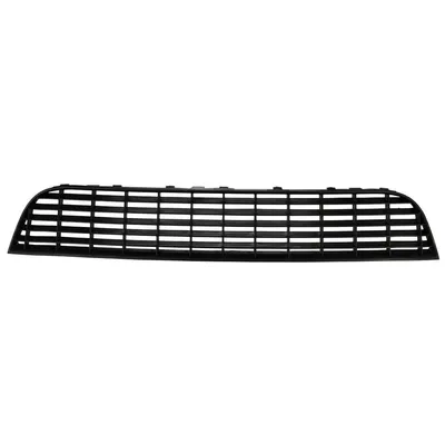Ventilation grille in center front bumper