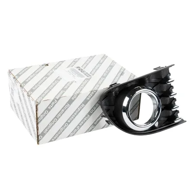 Right front bumper trim with fog light