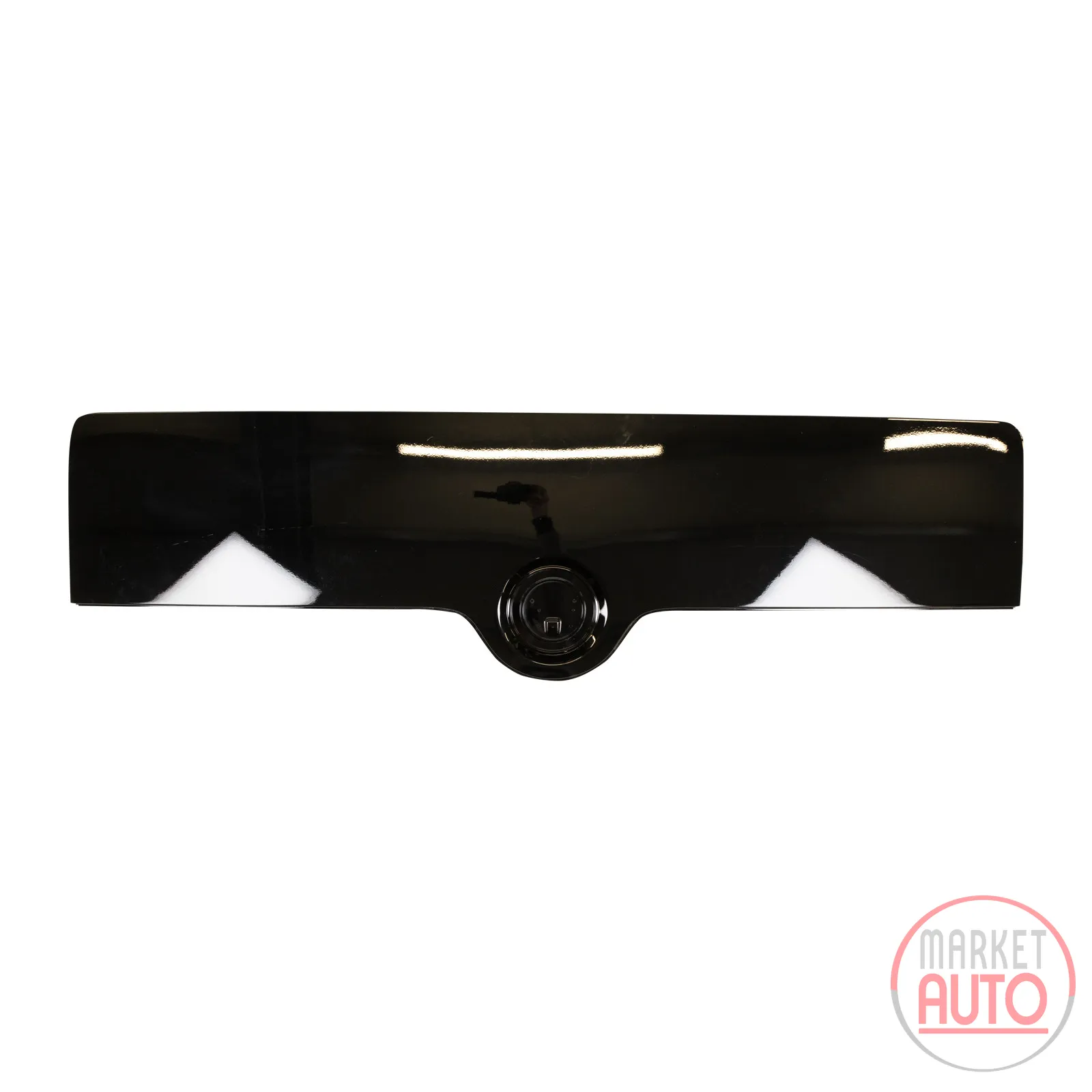 Rear panel on the tailgate