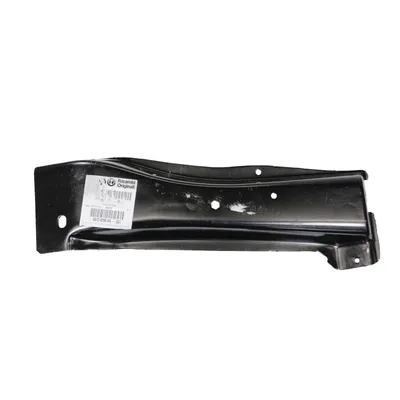 Plate mounting bracket right for cross member cooler