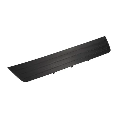 Cover for step area middle rear bumper