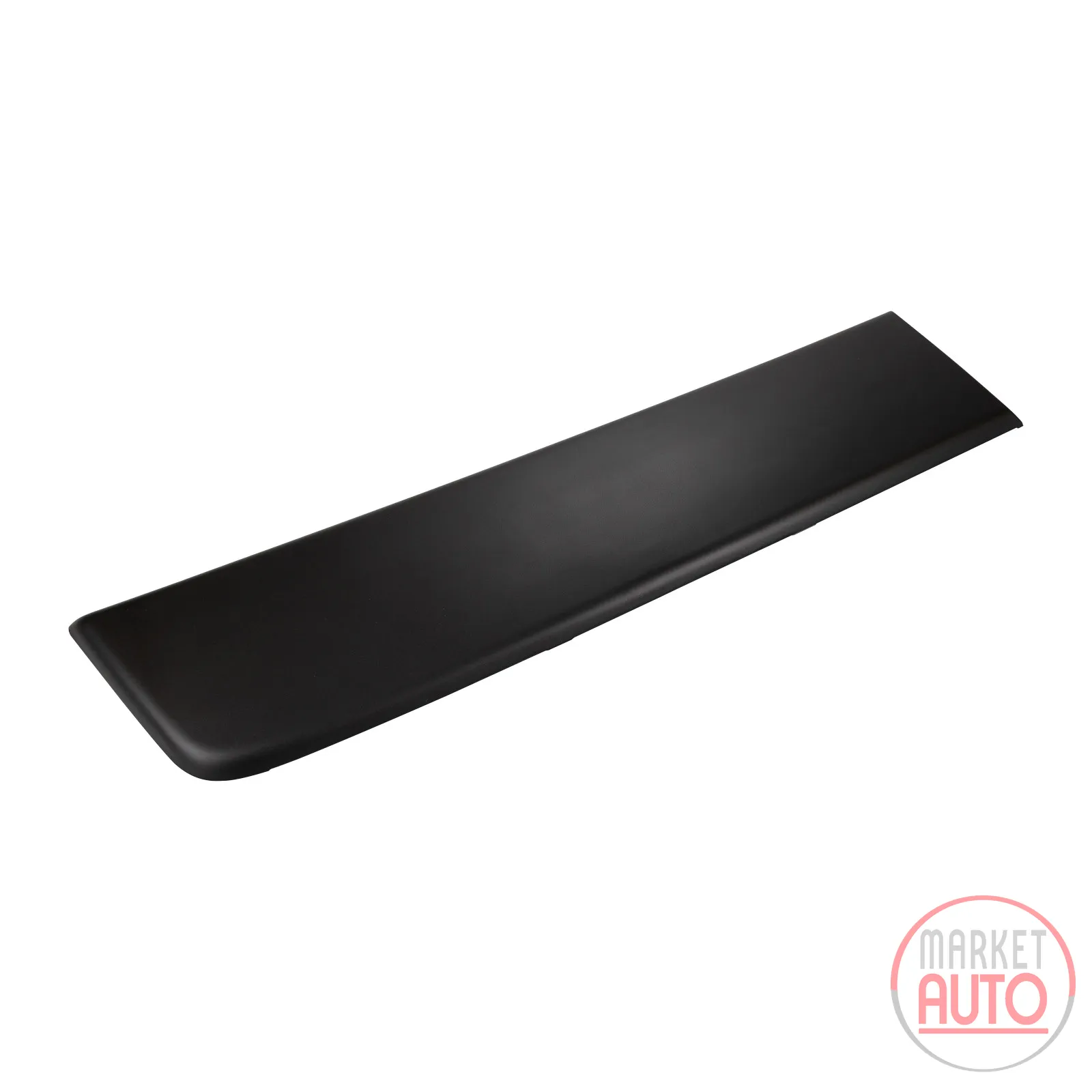 Trim strip right in front of the wheel arch after sliding r