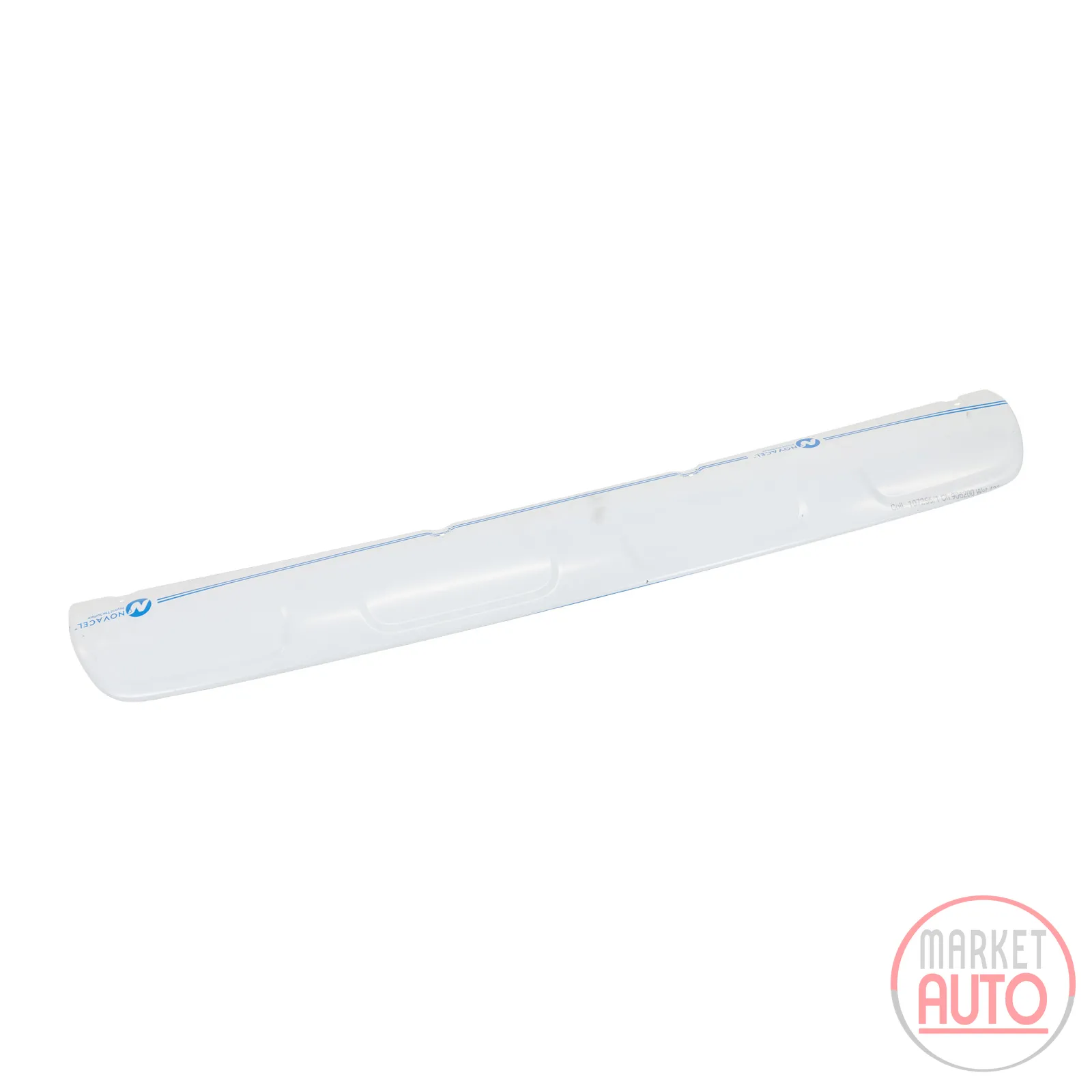 Rear bumper trim