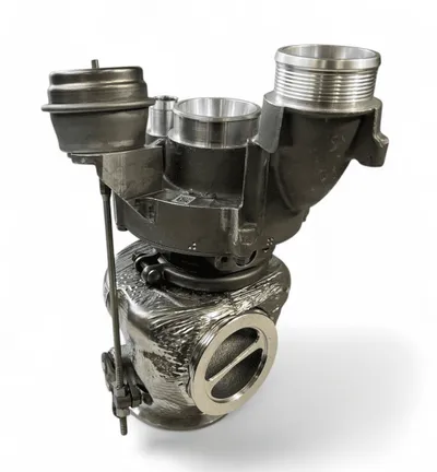 Neuer Turbolader (BorgWarner) (rechte Seite) -NLMR-PLHH