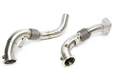 Una tubería de acero inoxidable Technix BMW